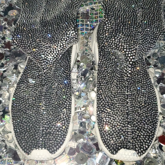 SNEAKERS - Picture 4 of 16